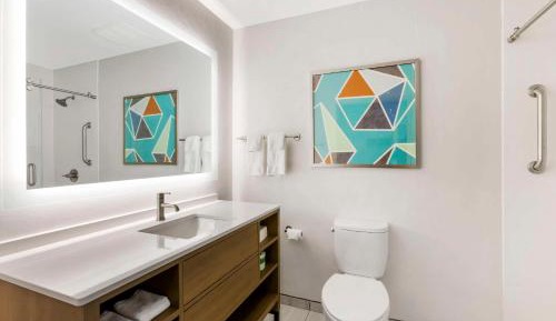 Suite with Two Queen Beds - Accessible/Non-Smoking