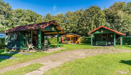 Hikers Cabin