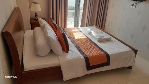 Deluxe Room (2 Adults + 1 Child)