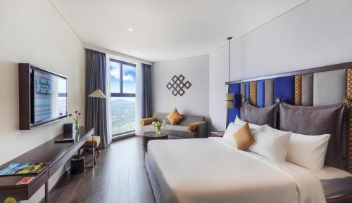 Studio Apartment with Sea View