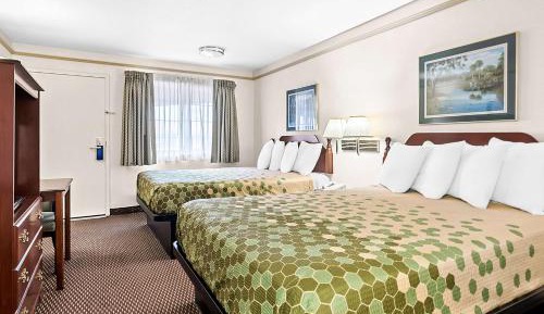 Queen Room with Two Queen Beds