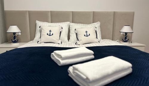 One-Bedroom Standard Apartment