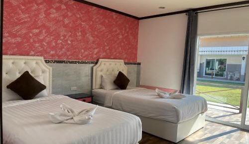 Standard Twin Room