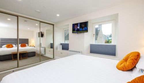 Deluxe Double Room with Shower