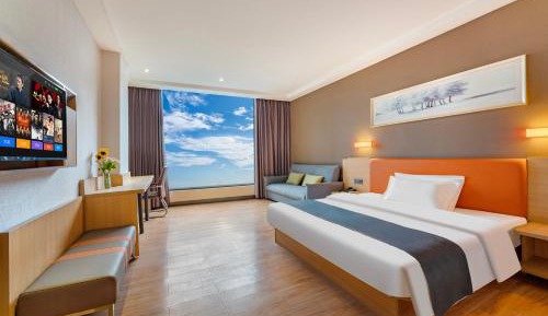Single Room with Private Bathroom
