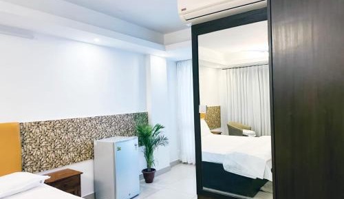 Deluxe Double Room (2 Adults + 1 Child)