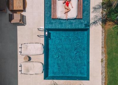 One Bedroom Villa with TESLA i