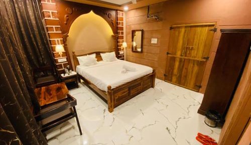 King Room with Mountain View
