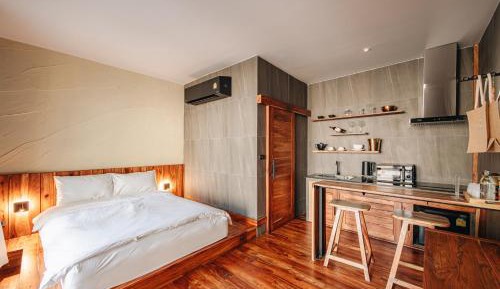 Suite with Private Pool