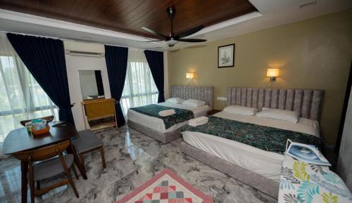 Double Room with Private Bathroom