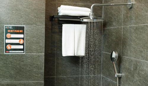 Deluxe Room (2 Adults + 1 Child)