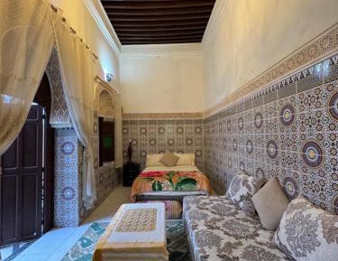 Deluxe Double Room with Shower