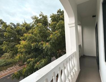 Triple Room with Balcony