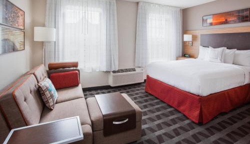 Queen Studio with Sofa Bed