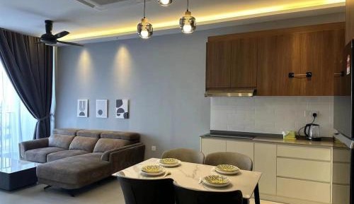 Three-Bedroom Apartment with Balcony