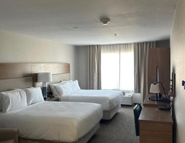 Standard Room with Two Queen Beds