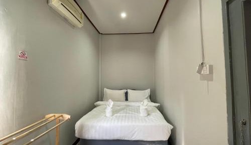 Economy Single Room