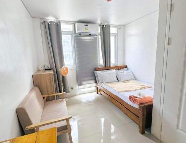Studio Apartment with Balcony