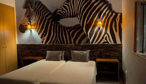 Double or Twin Room with Private Bathroom