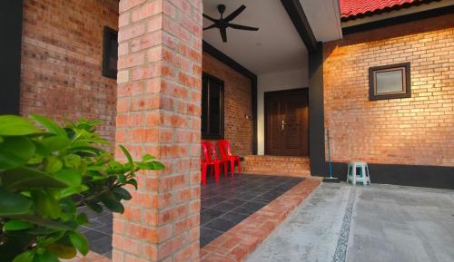 Three-Bedroom Bungalow