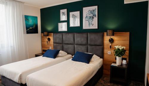 Standard Room 2 Single Beds