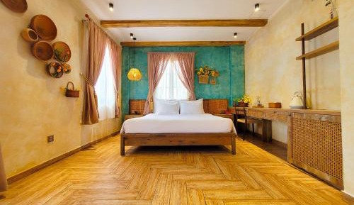 Deluxe Double Room with Balcony and Sea View