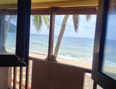 Deluxe Triple Room with Sea View