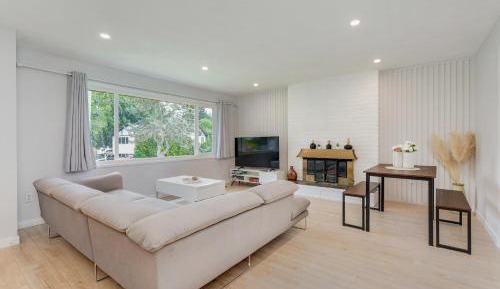 Three-Bedroom Holiday Home 