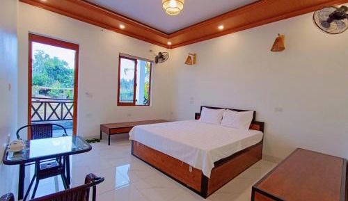 Deluxe Double or Twin Room with Mountain View