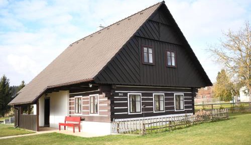 Four-Bedroom Holiday Home