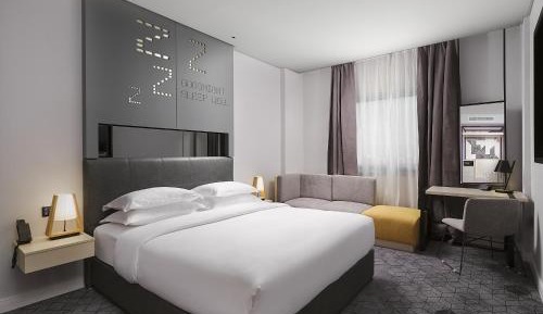 Urban One Bedroom Apartment