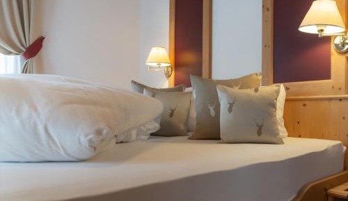 Room #24700804