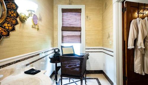 Deluxe Double Room with Shower
