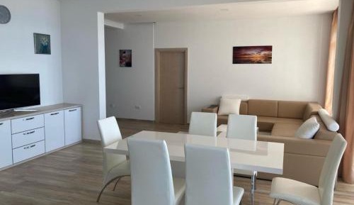 Five-Bedroom Apartment