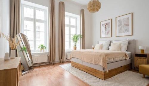 Four-Bedroom Deluxe Apartment