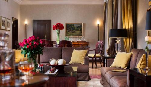 Esplanade Suite