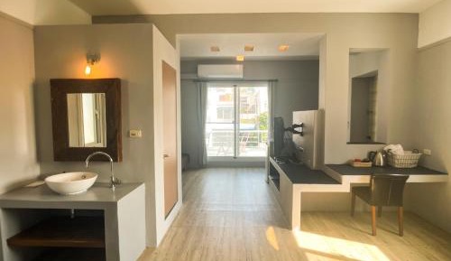 King Room with Mountain View