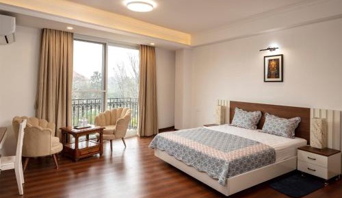 Deluxe Double Room with Balcony