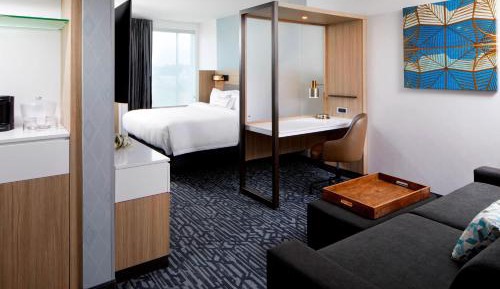 King Suite with Trundle Bed