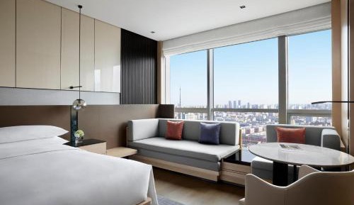 Executive Deluxe King, Executive lounge access, Guest room