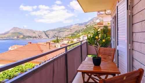 Queen Suite with Sea View