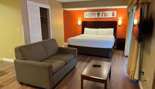 1 Queen Bed, Studio, Suite, Non-Smoking