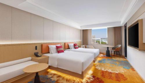 Elegant Twin Room