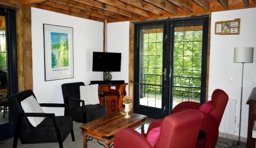 Three-Bedroom Holiday Home 