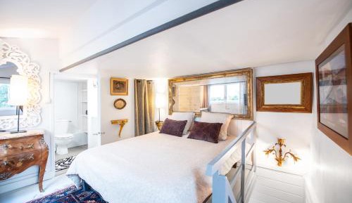 Le Saxe Suite 