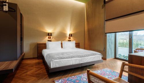 Superior King Room