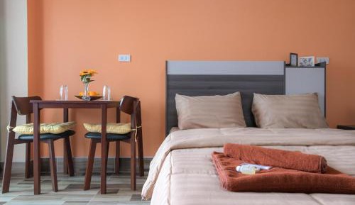 Deluxe King Room