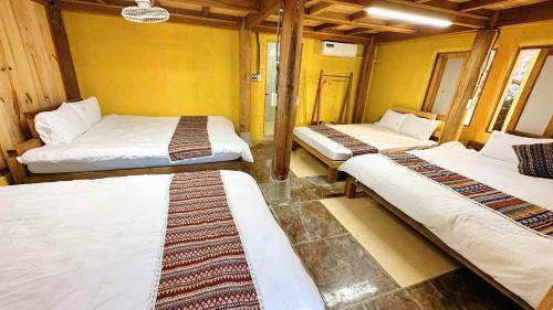 4-Bed Mixed Dormitory Room