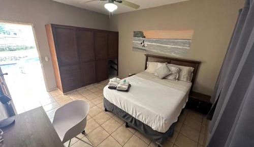 Room #951559409