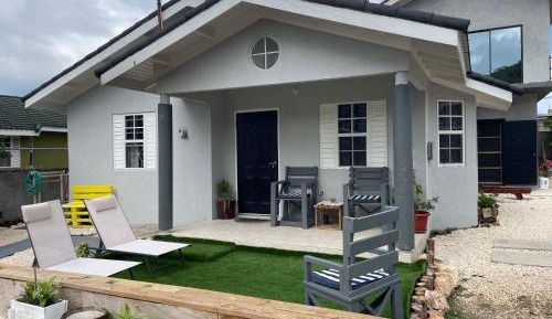 Bungalow